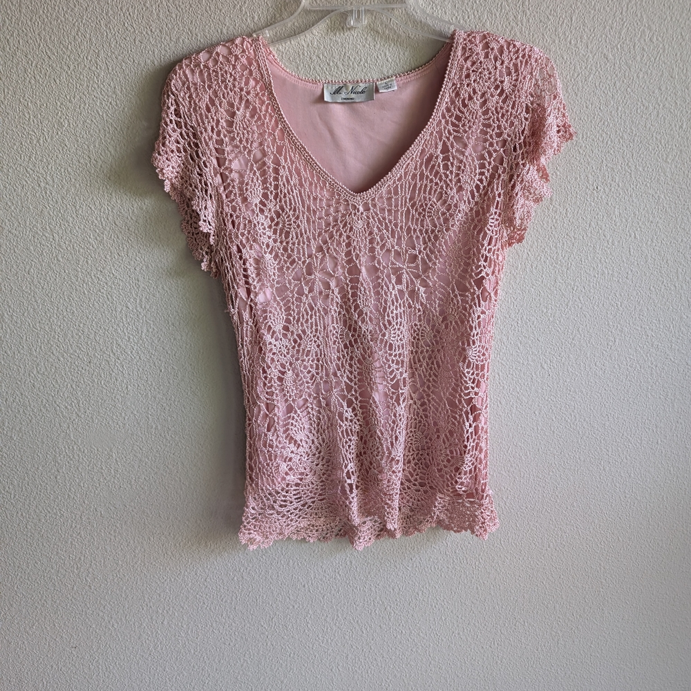 Elegant Pink Lace Top